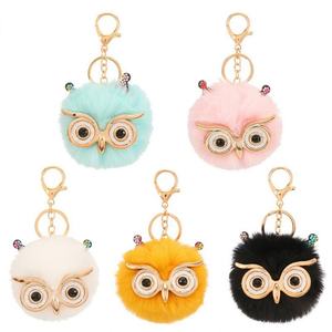 Llaveros de Peluche Suaves Multicolores de Fábrica al por Mayor 2023, Llavero de Bola de Pelo Adorable, Llavero de Pompón de 8cm para Mujer - Product Image 6