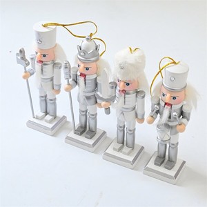 <span class=keywords><strong>Soldat</strong></span> Noël Taille 12cm Décoration de Noël <span class=keywords><strong>Casse</strong></span>-Noisette Pendentif Ensemble Argent Série Haut de Gamme Fournitures de Fête de Noël - Product Image 3