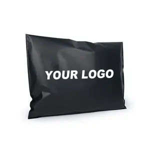 Sacs d'enveloppe en poly imprimés personnalisés LOGO argenté Sacs d'expédition en aluminium noir mat pour vêtements Sacs d'emballage postaux recyclables en plastique