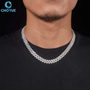 Cadena Cubana de Lujo con Moissanita Certificada GRA, Plata 925 con Baño de Rodio y Engaste Pavé, Joyería Unisex - Product Image 5