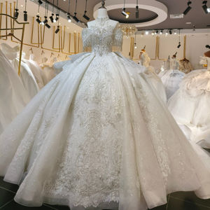 Bruidsjurk NDA10017, baljurk, korte mouwen, bruidsjurk met prinsessen-stijl, strass steentjes, kant, plus size, modieus. - Product Image 1