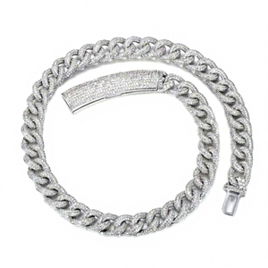 สร้อยคอฮิปฮอปแบบ Cuban Link เงินแท้ขัดเงาอย่างดี หนา 15 มม. ประดับเพชร VVS Moissanite ทรงบาแกตต์ ขนาด 18 นิ้ว สำหรับผู้ชาย รุ่น Vana - Product Image 1