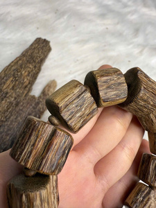 Pulsera de Cuentas de Madera Natural Hecha a Mano, Pulsera Elástica de Cuentas de Madera Unisex al por Mayor - Product Image 2
