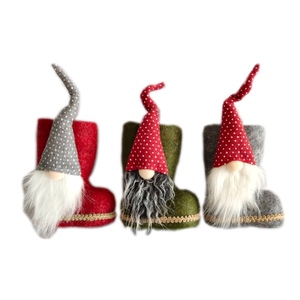 Poupée d'ornement de noël en peluche, jouet artisanal fait à la main, bottes de noël sans face - Product Image 1