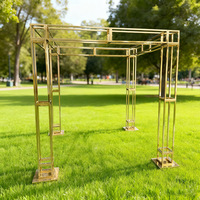 Fournitures de mariage : Arche de mariage dorée en acier inoxydable (3 pièces) pour décoration de scène et toile de fond de fête