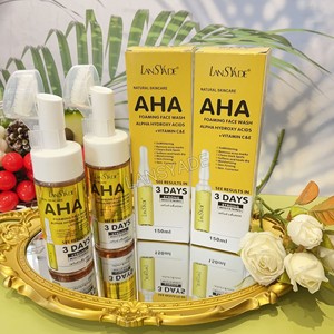 Espuma Limpiadora Facial con Cúrcuma, <span class=keywords><strong>Vitamina</strong></span> C, Aloe y Aminoácidos, Mousse Facial con Cepillo, Blanqueadora - Product Image 2