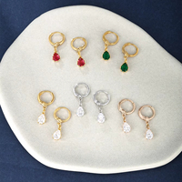 Pendientes de Moda para Mujer XUPING Jewelry Dubai al por Mayor, Chapados en Oro de 14K, 18K, 24K, Coloridos, Pequeños, Tipo Huggie