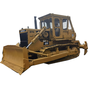 Bulldozer sur chenilles CAT D8R d'occasion, modèle 2023, capacité de bêchage de 25000 kg, 8,6 m, moteur de 90 CV, bon état, à vendre - Product Image 1