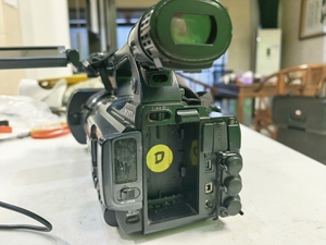 Caméscope portable HD Sony <span class=keywords><strong>PMW</strong></span> EX280 avec zoom 14x en bon état - Product Image 5