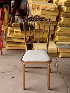 Chaises Napoléon en métal blanc et <span class=keywords><strong>or</strong></span> personnalisées, populaires et abordables pour fêtes et mariages, en <span class=keywords><strong>vente</strong></span> - Product Image 5
