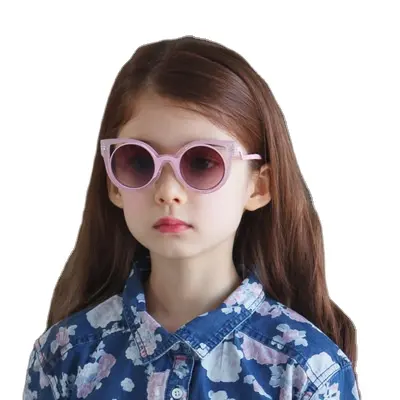 F061卸売キッズ子供プラスチックUV400サングラスファッション男の子女の子2022新しい子供サングラスクラシック韓国かわいい