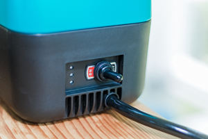 Pulvérisateurs à dos électriques 8L alimentés par batterie au lithium 12V pour la désinfection intérieure - Product Image 2