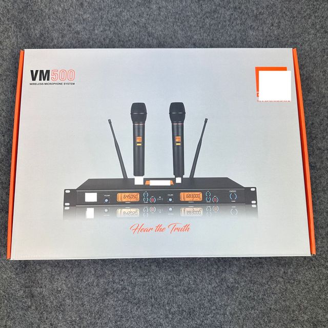 VM500 Wireless Microphone - One for Two, Infrared Frequency-Sync Handheld Wireless Microphone Microphone