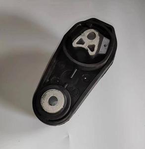 Support moteur en caoutchouc pour pièces automobiles AT en stock GN11-6P082CE/GN116P082CE pour FORD ECOSPORT 1.5 17 - Product Image 2