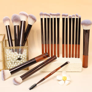Juego de 20 <span class=keywords><strong>Brochas</strong></span> de Maquillaje Veganas de 3 Tonos con Mango de Aluminio y ABS, <span class=keywords><strong>Brochas</strong></span> de Maquillaje Sintéticas Profesionales Marrones - Product Image 1