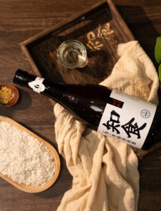 Vino de Arroz Xiaogan 708ml 6% de Alcohol Etiqueta Limpia Elaborado Naturalmente Venta al por Mayor Tiendas de Comestibles Asiáticas Restaurantes - Product Image 2