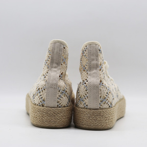Espadrilles montantes en dentelle crochetée à effet métallique scintillant avec semelle plateforme en jute tressée et détails argentés, style bohème respirant pour femme - Product Image 3