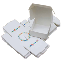 Boîte en carton ondulé pliable sur mesure, design éco-responsable PPWR, matériau recyclé, logo personnalisé pour chaussures, vêtements, chaussettes