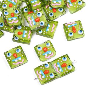 Goma de mascar pintada a mano, cuentas esmaltadas con sonrisa de 20mm, cuentas cuadradas de cristal de Murano con agujero recto para la fabricación de joyas - Product Image 4