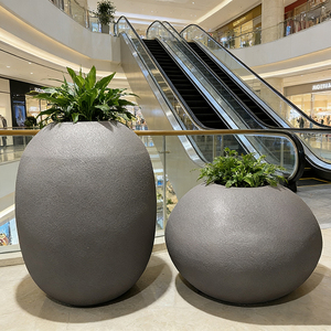 Pot de fleurs moderne et simple, grand format, pour extérieur/intérieur, en fibre de verre, écologique, pour utilisation dans les centres commerciaux, les hôtels, sur le sol - Product Image 1