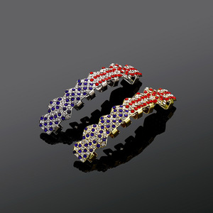 Grillz Dentales con Incrustaciones de Diamantes de Imitación de Zirconia, Diseño de Bandera Americana, Joyería Hip Hop Rap, Accesorios Dentales Unisex, <span class=keywords><strong>Precio</strong></span> de Fábrica OEM ODM - Product Image 4