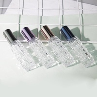 Flacon pulvérisateur de parfum en verre 5ml/10ml, rechargeable, vide, avec pompe, design courge amère, pour sérum de soin de la peau, vente en gros, Chine, sans bâtonnet
