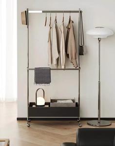 Perchero Móvil de Acero Inoxidable Estilo <span class=keywords><strong>Vintage</strong></span> con Diseño de Personajes para Tienda de Ropa - Product Image 5