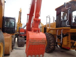 Excavadora Usada Hitachi Ex200-2 200 Ex200-3 a Precio Económico - Product Image 2