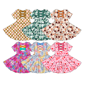 Abito a Ruota per Bambine in Morbido Tessuto di Bambù con Motivo Floreale Personalizzato di Alta Qualità, Maniche Corte e Fiocchi - Product Image 1