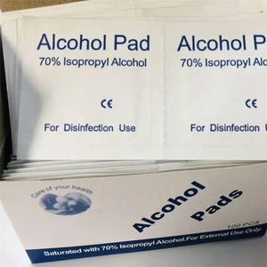 Toallitas desechables de alta calidad para decoración de uñas con <span class=keywords><strong>alcohol</strong></span> isopropílico 70%, toallitas húmedas para decoración de uñas isopropílico 70% para uso de desinfección, hospitales ABS - Product Image 3