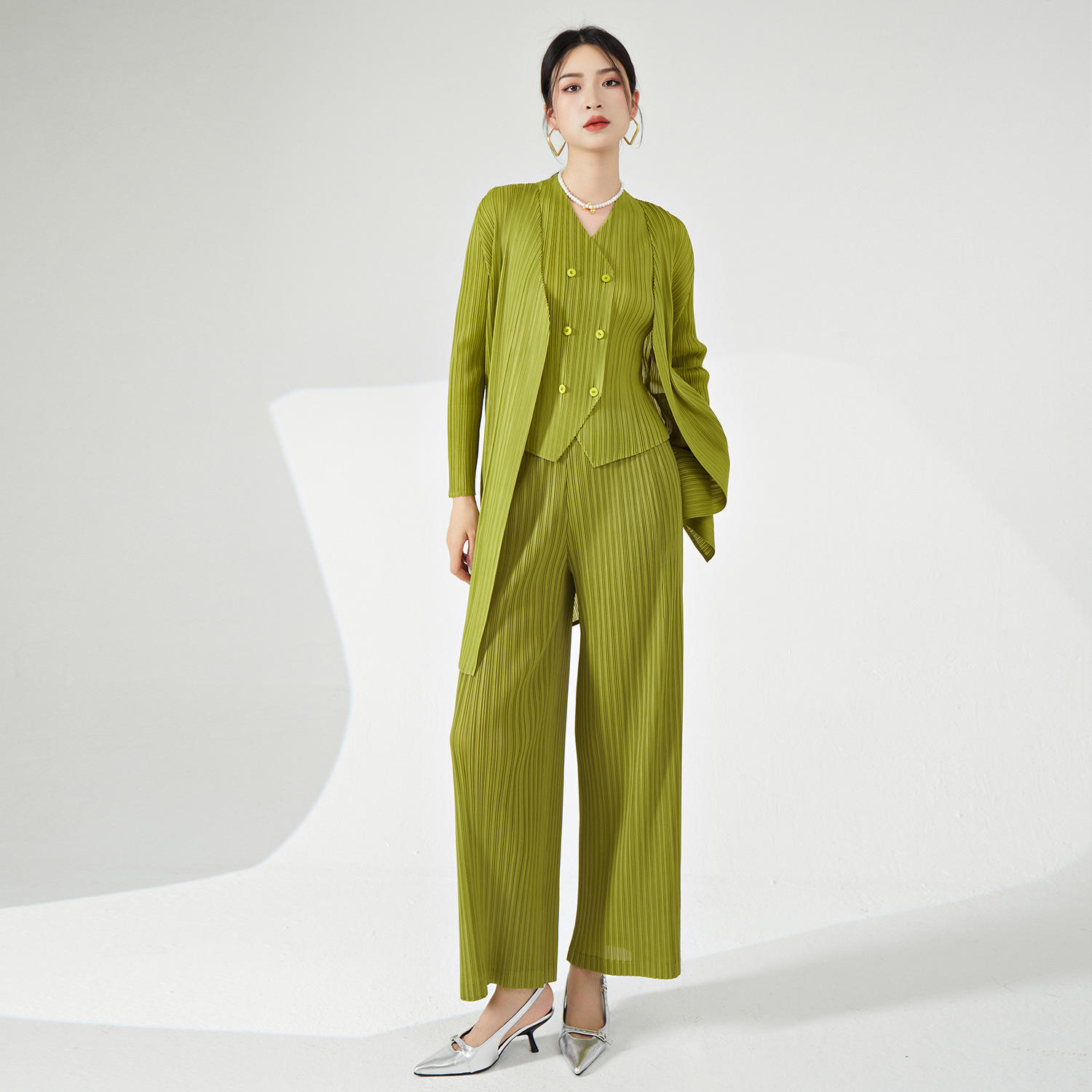 สีเขียว