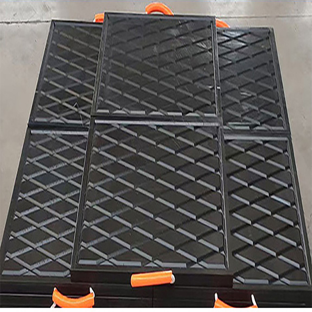 Anti-Aging UHMWPE PE Outrigger Pad Cutting for Scissor Lifts Aerial Platforms Heavy Duty Truck Jack Stabilizer Support Pads OEM
