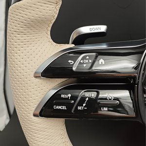Volante Sportivo JIANSHAN in Pelle Bianca e Fibra di Carbonio a 3 Razze con Finitura Nero Lucido per <span class=keywords><strong>Mercedes</strong></span> W177 W247 C118 X118 W206 W213 C238 - Product Image 4