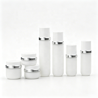 Ensemble de flacons en verre blanc pour emballage cosmétique avec bouchon à anneau argenté, logo personnalisé pour marque, étiquette privée, sérum, lotion