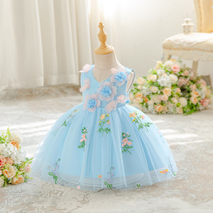 Baby Einjähriges Festkleid Feenkleidung Kleine Mädchen Prinzessin Ballkleid Luxuriöses Blumenapplikation Ärmelloses V-Ausschnitt-Kleid - Product Image 6