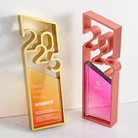 2025 Design créatif Trophée en cristal de métal haut de gamme sur mesure Championnat élégant Prix de la réunion annuelle Nouvelle médaille Personnalisation