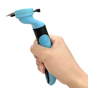 Brosse de toilettage pour animaux de compagnie, râteau pour sous-panneaux de chien et chat, peigne en acier inoxydable pour la perte de poils - Product Image 2