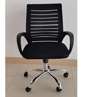 Chaise de bureau moderne exécutive réglable en hauteur, inclinable et pivotante, en maille, avec accoudoirs fixes, support lombaire et appui-tête