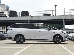 Nouveau Xpeng X9 voiture électrique minibus 7 sièges AWD haute performance Max - Product Image 2