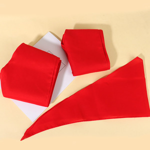 Écharpe rouge en polyester de 1.2m, grande taille, uniforme scolaire pour enfants, élèves du primaire, utilisation pour la fête nationale, la fête des enfants - Product Image 1