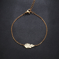 Design fahonin en acier inoxydable Unique or plume charme réglable lien chaîne Bracelet pour les femmes
