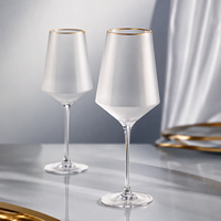 Ensemble de verrerie en cristal soufflé à la main de luxe avec bordure dorée et coupe diamantée, verres à vin texturés, gobelets pour mariages, banquets, bars, repas à domicile
