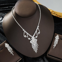 Bijoux de mariage : Ensemble de gros pour accessoires de mariée en strass et perles