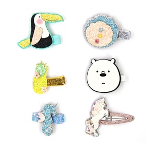 Nouvelle Arrivée Pince à Cheveux et Épingle à Cheveux en Feutre Vert Scintillant de Haute Qualité pour Enfants, Fête, Mode Géométrique Personnalisée - Product Image 6