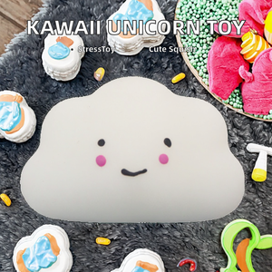 Juguetes Antiestrés Kawaii de Unicornio y Gato, Paquete Aleatorio de Plástico con Brillantina, Mini Squishies de Animales - Product Image 2