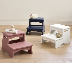 Taburete Infantil Ligero <span class=keywords><strong>de</strong></span> <span class=keywords><strong>Madera</strong></span>, <span class=keywords><strong>Escalera</strong></span> Plegable que Ahorra Espacio con Asa Portátil para Cocina, Garaje, Hogar y Uso junto a la Cama - Product Image 3