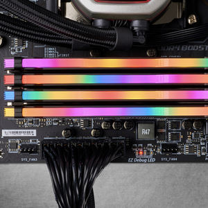 ใช้แล้ว <span class=keywords><strong>Vengeance</strong></span> <span class=keywords><strong>RGB</strong></span> Pro 64GB (4x16GB) DDR4 DRAM DDR4ชุดหน่วยความจำ C16 3200MHz-สีดำ - Product Image 5