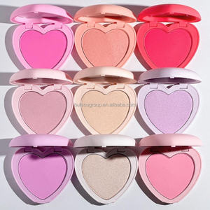 Paleta de rubor en polvo prensado en forma de corazón con logotipo personalizado con resaltador brillante crema maquillaje bonito - Product Image 5