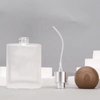 Flacon pulvérisateur de parfum en verre givré rechargeable de 30 ml et 50 ml avec bouchons en bois, distributeur cosmétique pour parfum