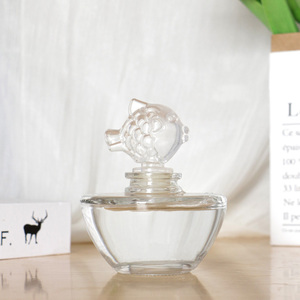 Bouteille diffuseur de parfum vide transparente de 130 ml en forme unique avec bouchon élégant en cristal en forme de poisson <span class=keywords><strong>et</strong></span> de coquillage – Vente en gros - Product Image 2